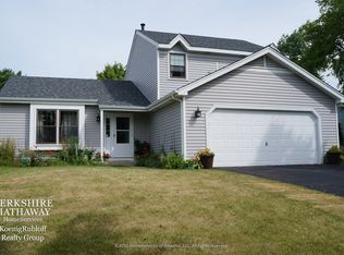 17378 W Dartmoor Dr, Grayslake, IL 60030