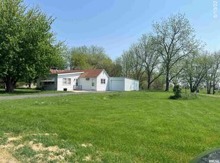 301 N Main St, Rio, IL 61472