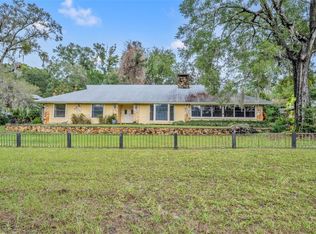 25325 Exeter Pl, Mount Plymouth, FL 32776