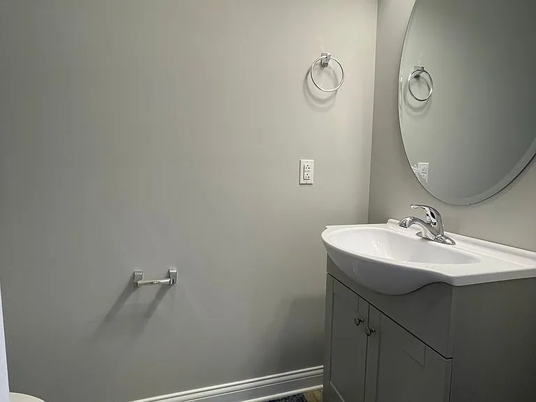 121 Bellbrook Ln — Photo 4