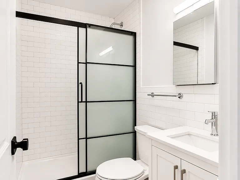 10 Waterside Plz #1022F — Photo 9