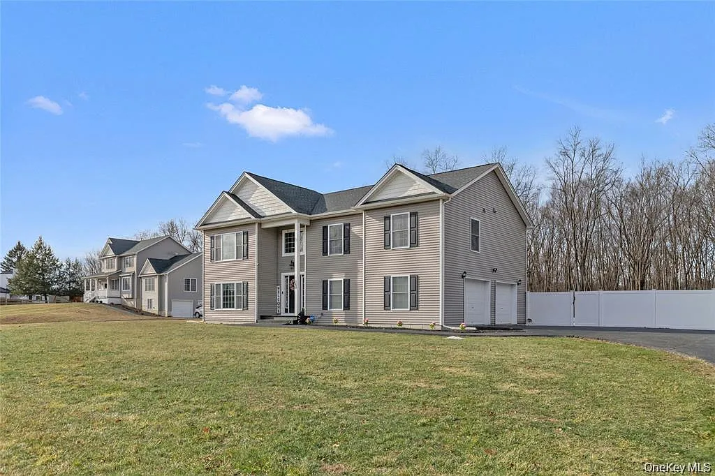 160 Monahan Road photo 1