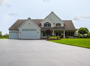 1220 Shoecraft Rd, Webster, NY 14580