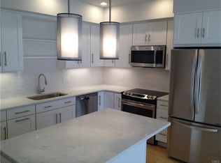 8 Main St APT 2, Redding, CT 06896