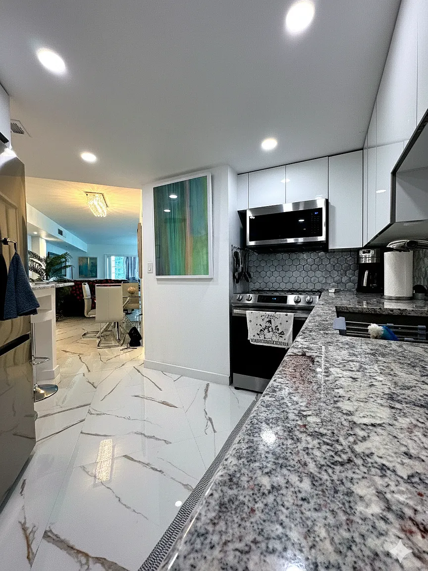2 bed, 990 sqft, $3,500 — Photo 1
