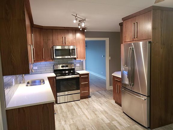 4th image of 9040 W 140th St APT 2C