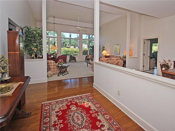 5th image of 20 Glenmoor Pl