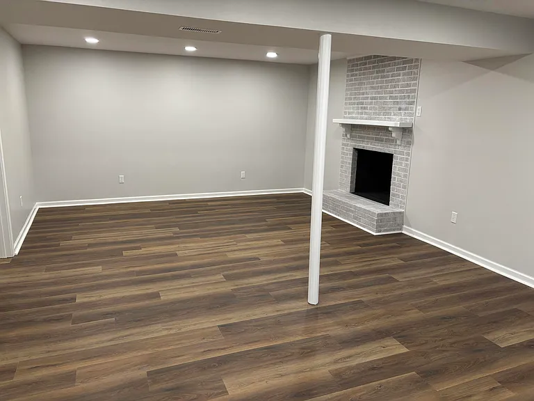5418 Bauman Dr — Photo 2