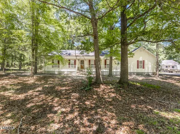 206 Nancy Dr, Byron, GA 31008
