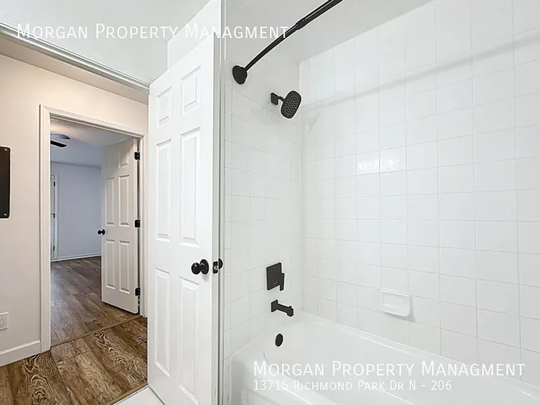 13715 Richmond Park Dr N #206 — Photo 18