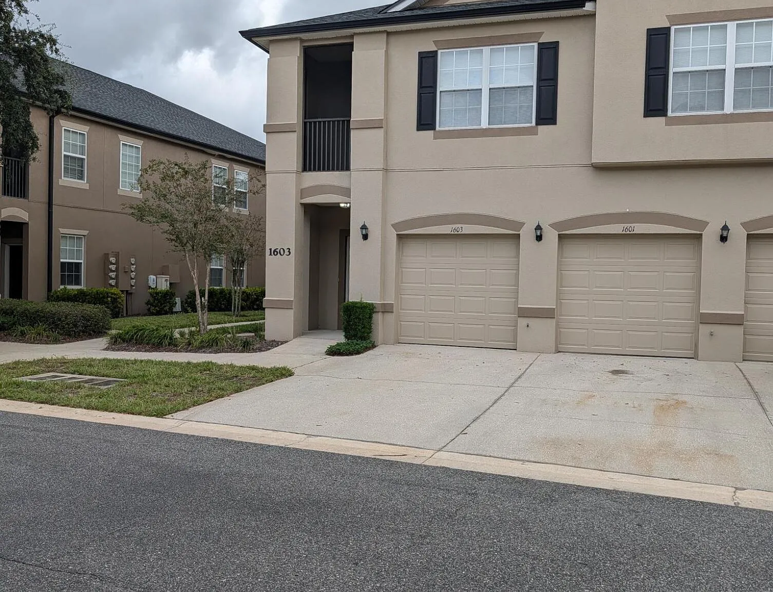 2 bed, 2.0 bath, 1122 sqft, $1,495 — Photo 1