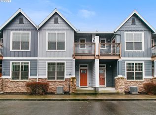 334 NE Morgan St, Portland, OR 97211