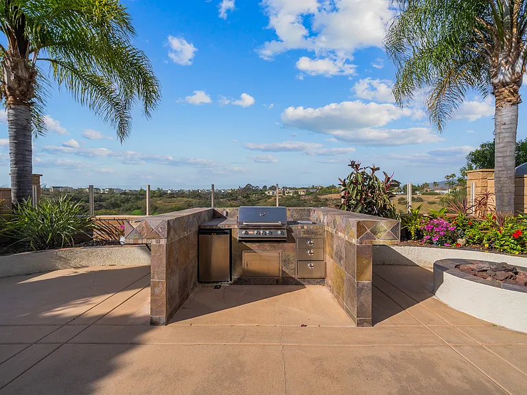 6340 Oleander Way — Photo 38