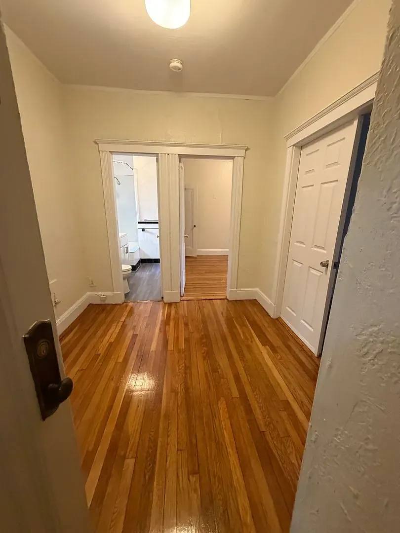 1 bed, $2,295 — Photo 1