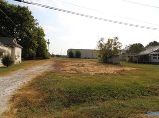 6 N 28th St, Gadsden, AL 35904