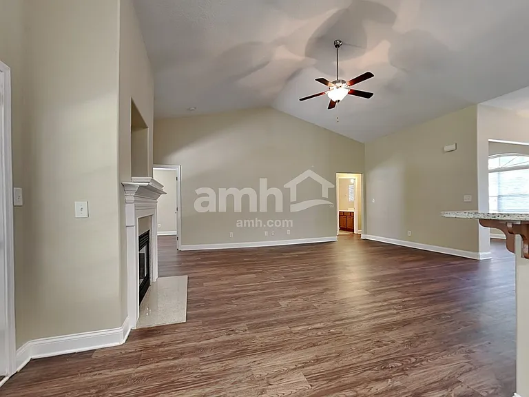 7194 Caley St — Photo 11
