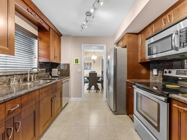 6300 NW 2nd Avenue #201, Boca Raton, FL 33487