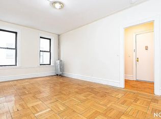 11921 Metropolitan Ave APT 4n, Kew Gardens, NY 11415