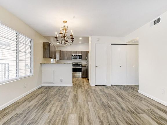 5th image of 18557 Caminito Pasadero Unit 395