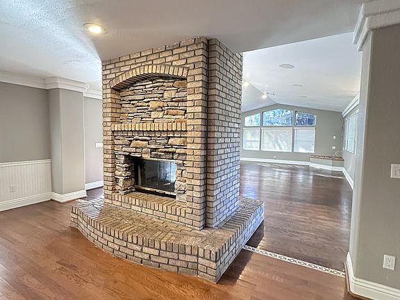 2nd image of 2123 Deland Ct
