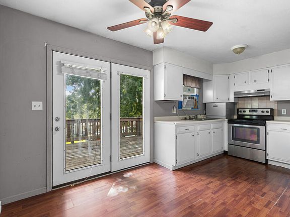 5th image of 181 Fuller Road