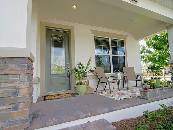 3rd image of 8702 Lovett Ave