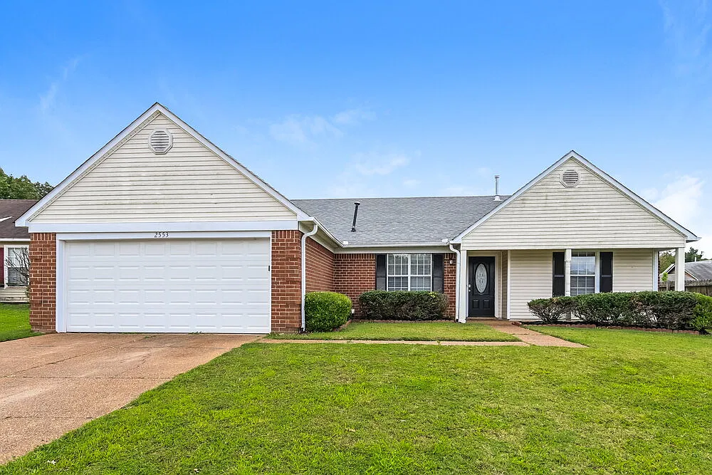 3 bed, 2.0 bath, 1518 sqft, $1,700 — Photo 1