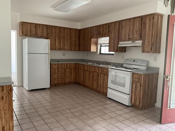 4th image of 32646 Lake Eustis Dr