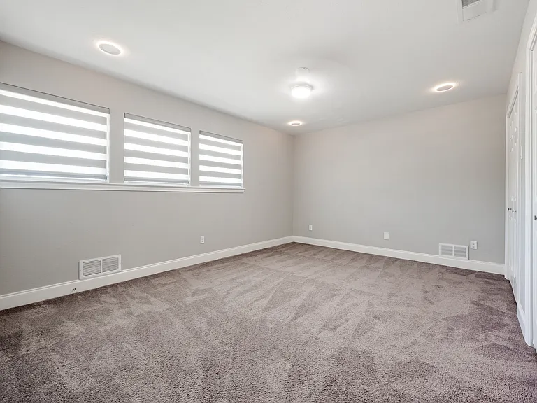 3236 Merrell Rd — Photo 20