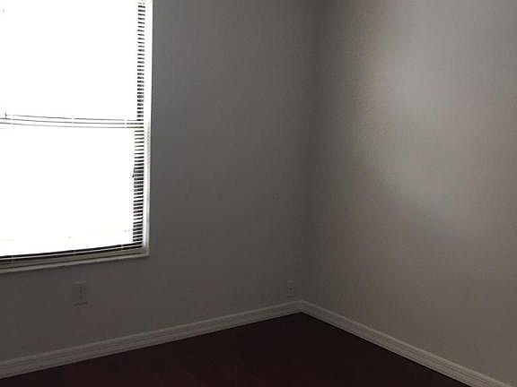4th image of 3816 Long Grove Ln