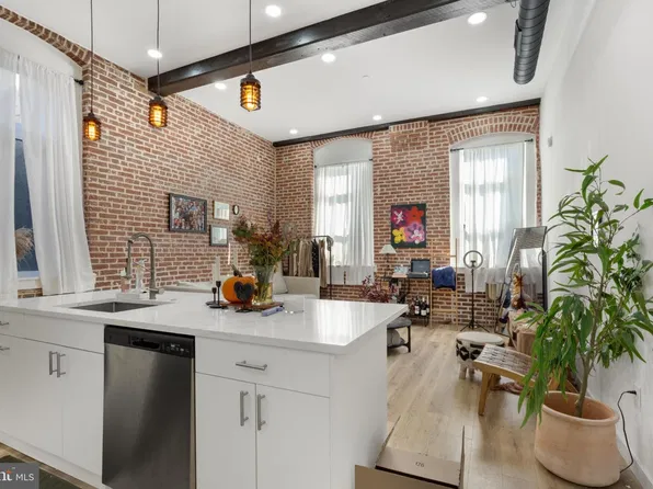 2045 Trenton Ave #202, Philadelphia, PA 19125