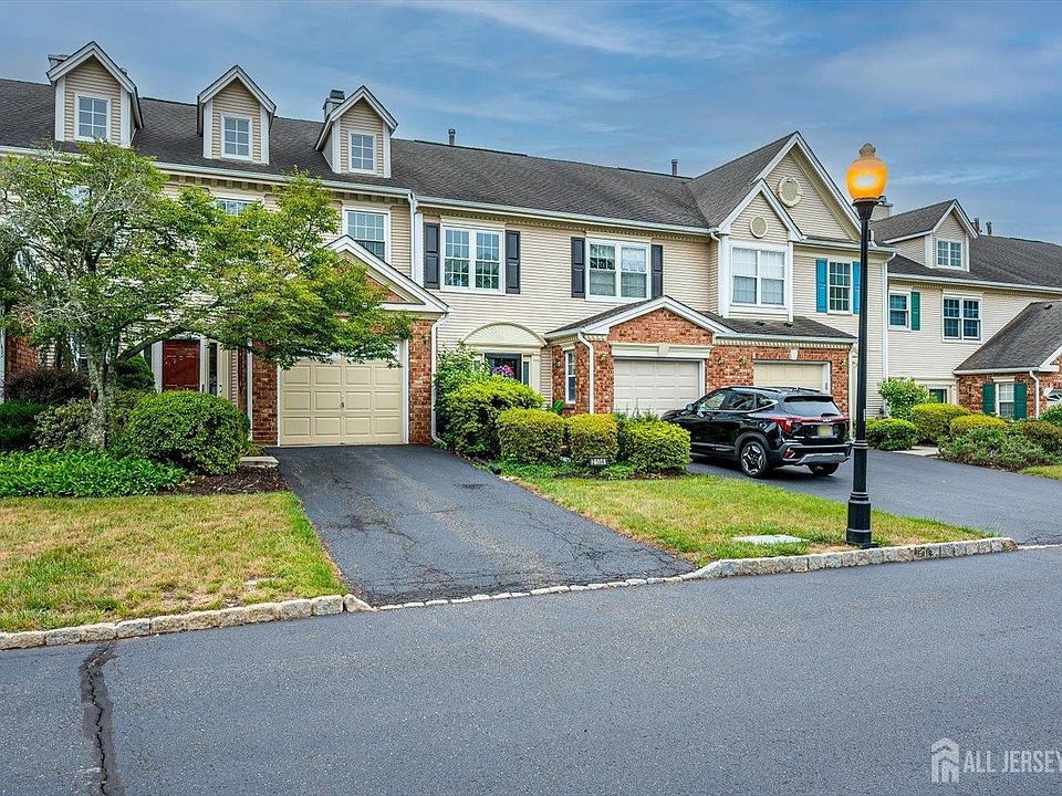 1st image of 2103 Ackmen Ct