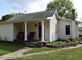 130 N Nelson St, Potterville, MI 48876
