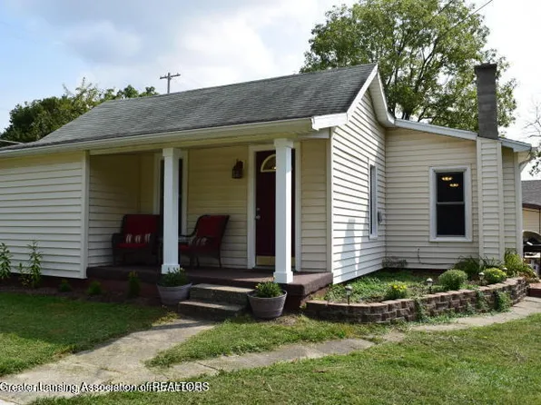130 N Nelson St, Potterville, MI 48876