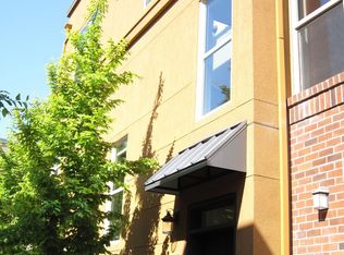 6249 NE Carillion Dr UNIT 202, Hillsboro, OR 97124