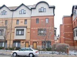 1024 Madison St, Oak Park, IL 60302
