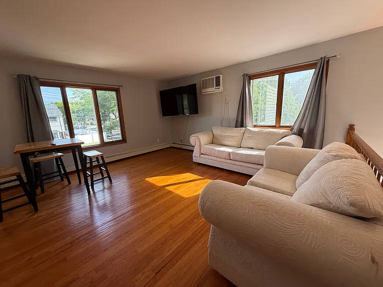 401 Billiou St #2 — Photo 5