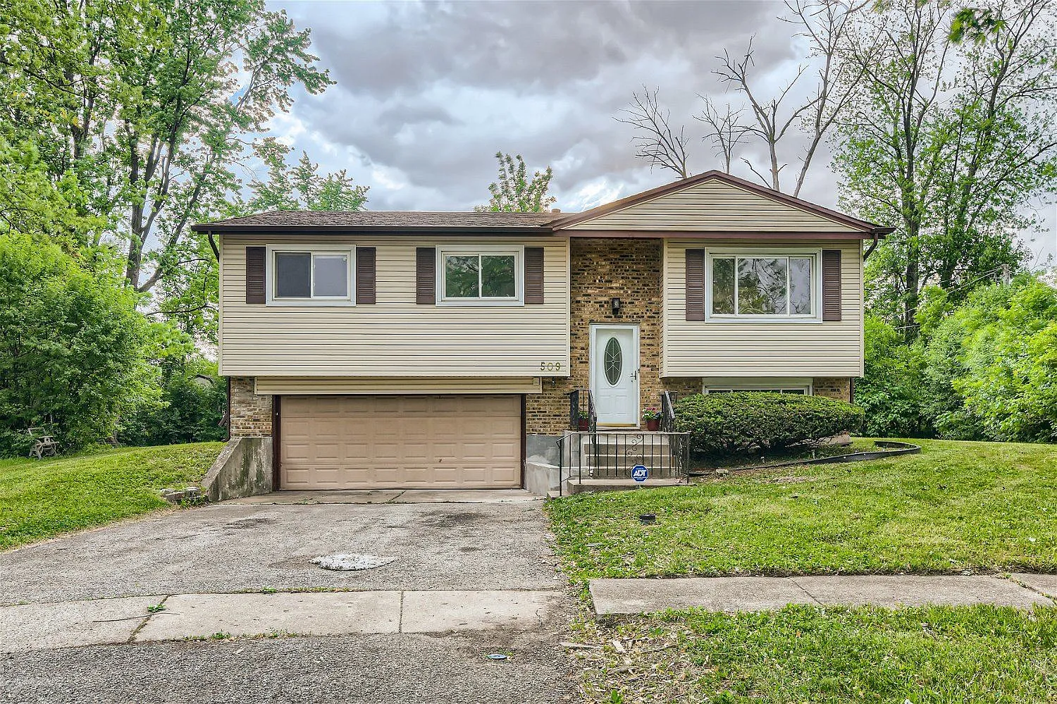 509 Barbara Ct photo 1