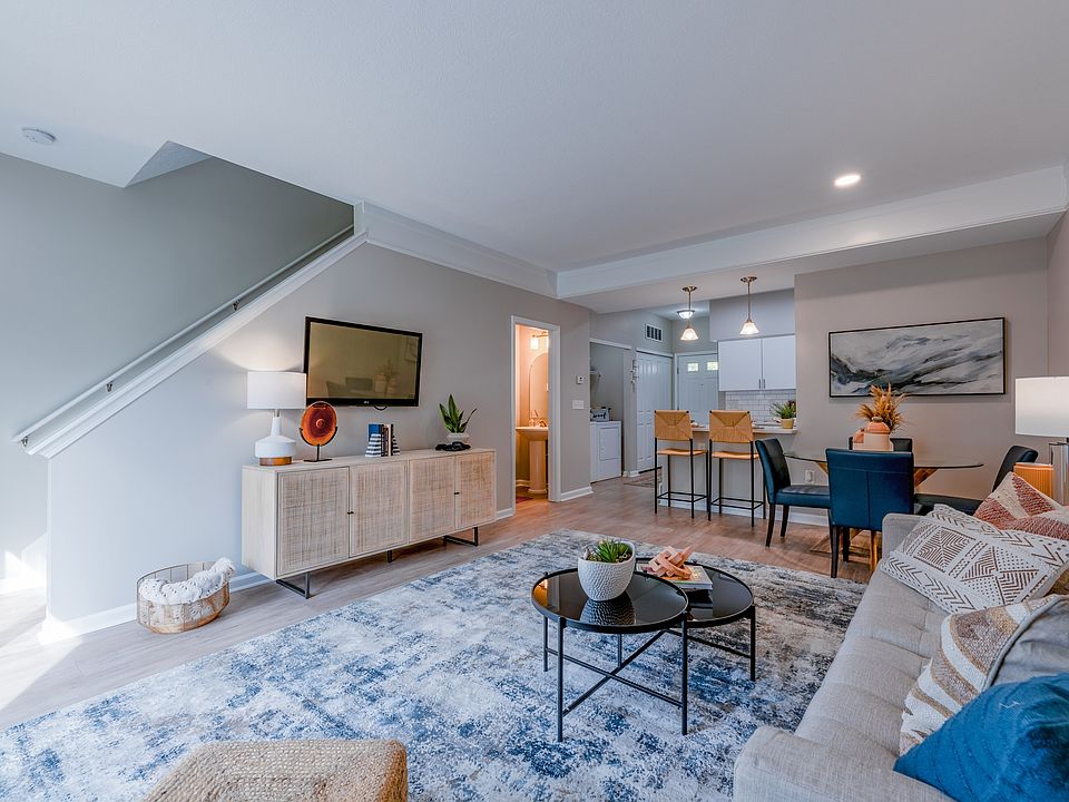 Newly Renovated Open Floor Plan Living Area