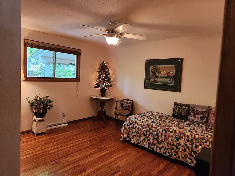 1723 Del Norte Ave — Photo 11