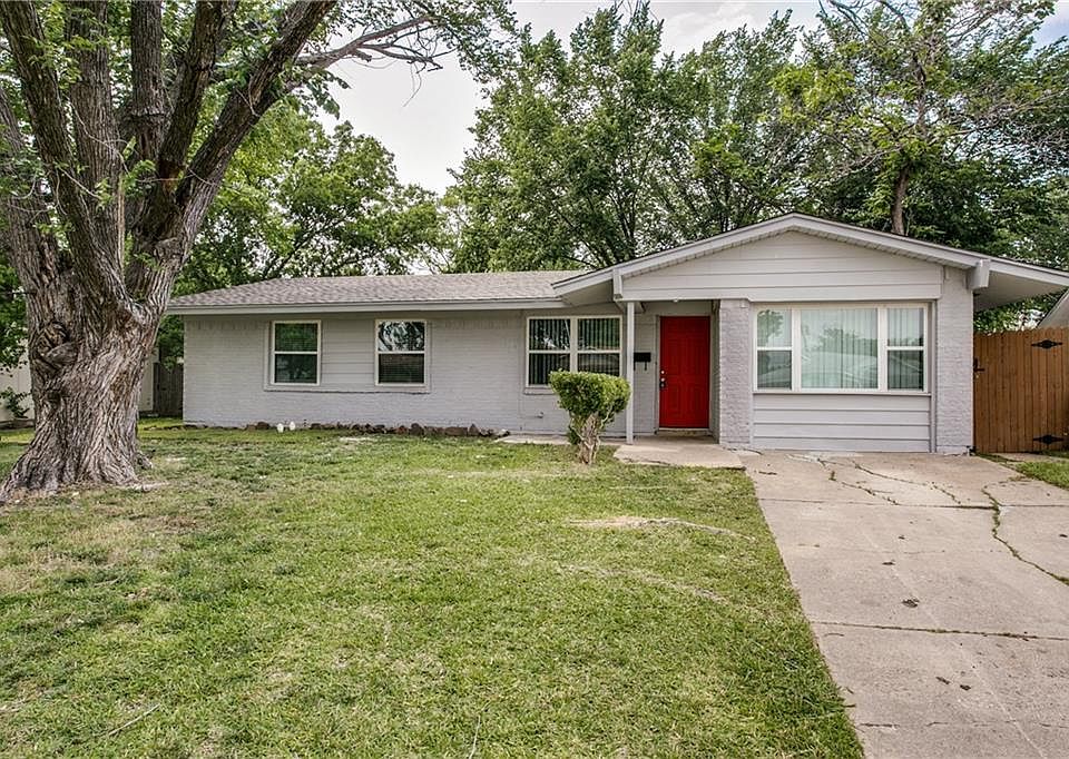 1st image of 3815 Emerald Dr