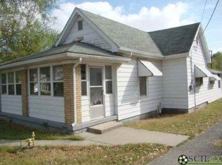 1315 Jonesville Rd, Columbus, IN 47201