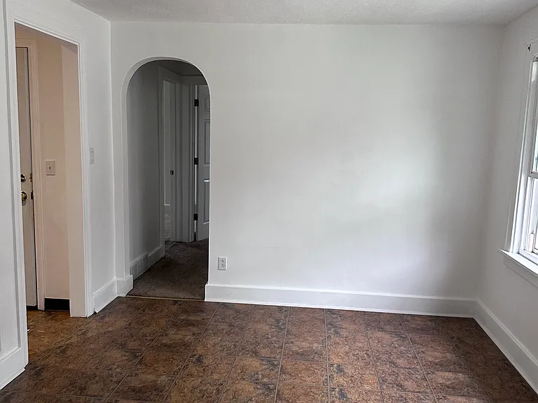 269 Saint Lawrence Ave — Photo 5