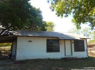 1810 E State Highway 97, Pleasanton, TX 78064