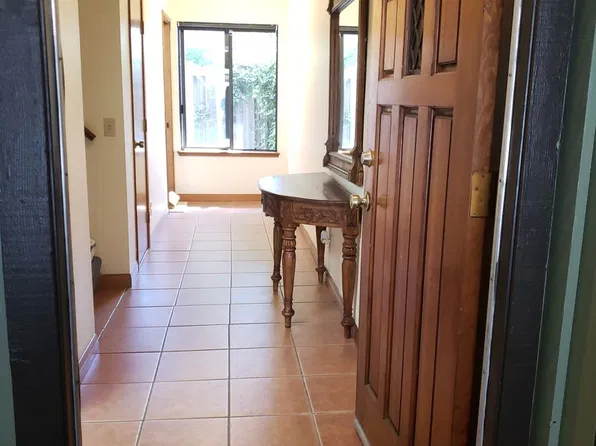263 E Line St APT F, Bishop, CA 93514