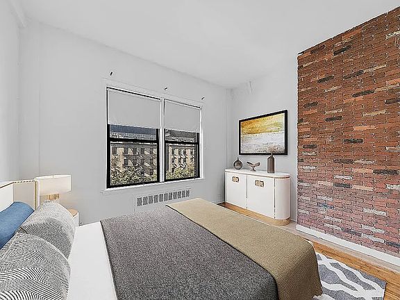 3rd image of 215 W 101st St Unit 5DD