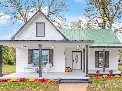 903 E 11th St, Newton, NC, 28658
