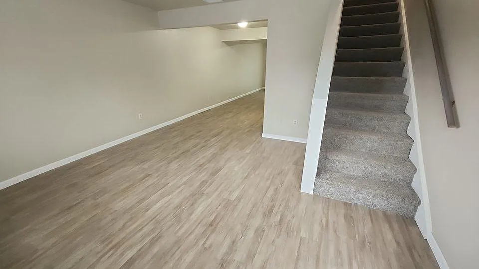 2 bed, 1.5 bath, 1200 sqft, $1,425 — Photo 4