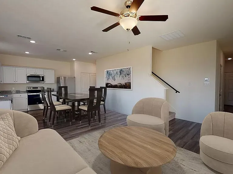 2012 Hancock Cir — Photo 8