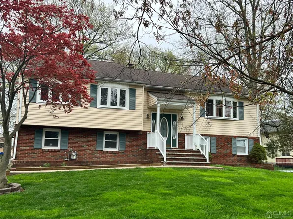 14 Mercer St, Edison, NJ 08820